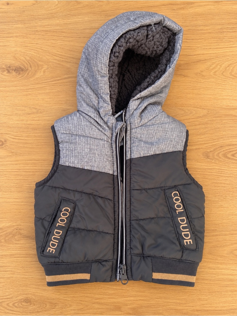 3/$10 Kids Hooded Puffer Vest 3-6M Little Dude Lad